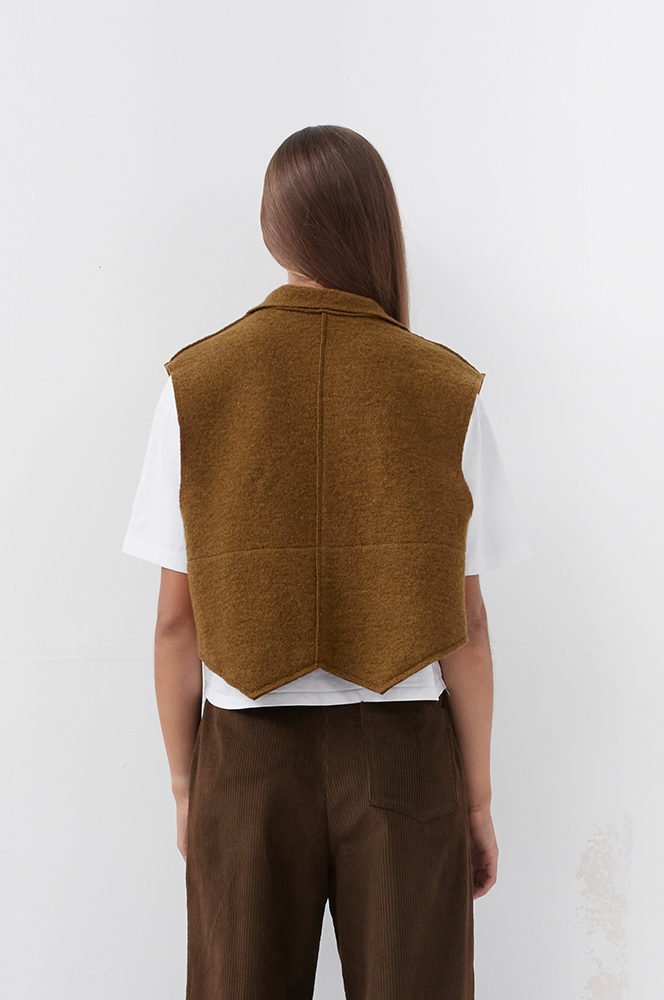 Камізелька вовна з кутками тютюновий (КА 97)